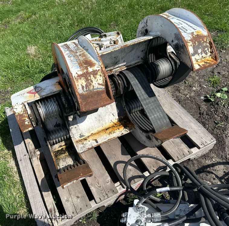 image for item EB2499 36