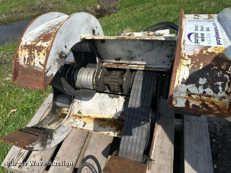 image for item EB2499 36