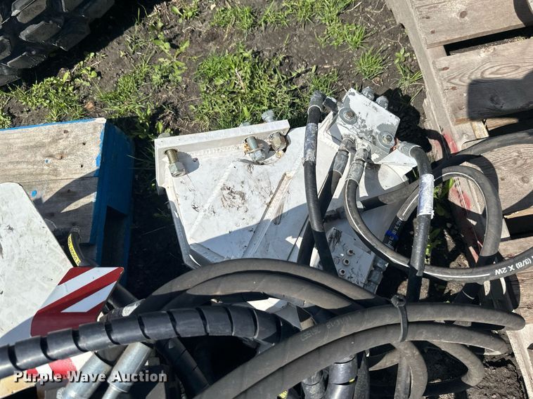 image for item EB2500 36