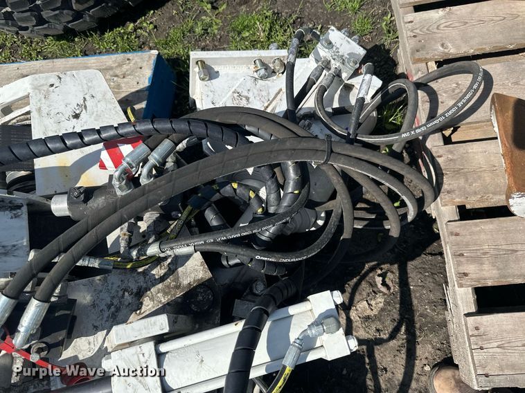 image for item EB2500 36