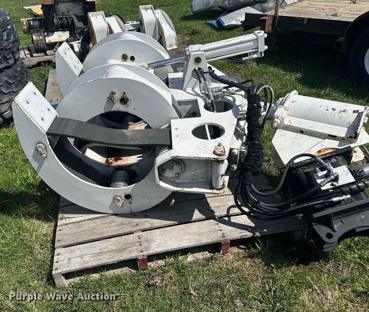 image for item EB2501 Material handler