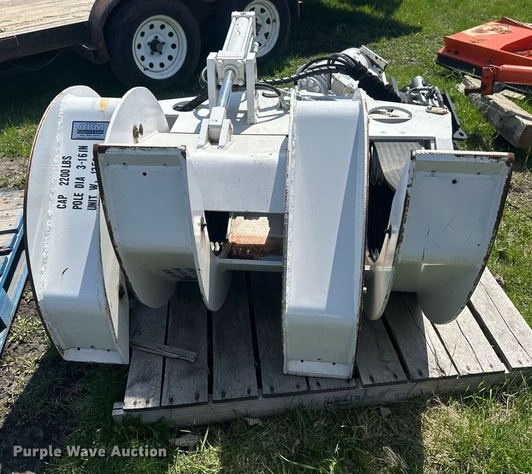 image for item EB2501 Material handler