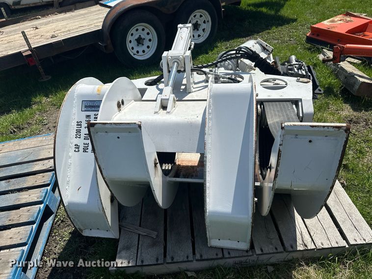 image for item EB2501 Material handler