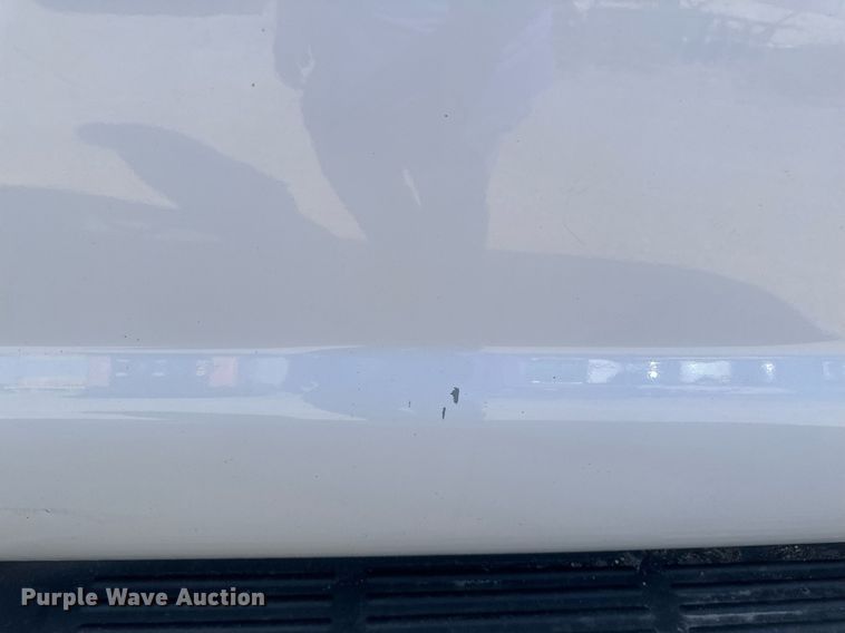 image for item EB2512 2002 Ford F550 Super Duty flatbed truck