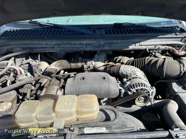 image for item EB2512 2002 Ford F550 Super Duty flatbed truck