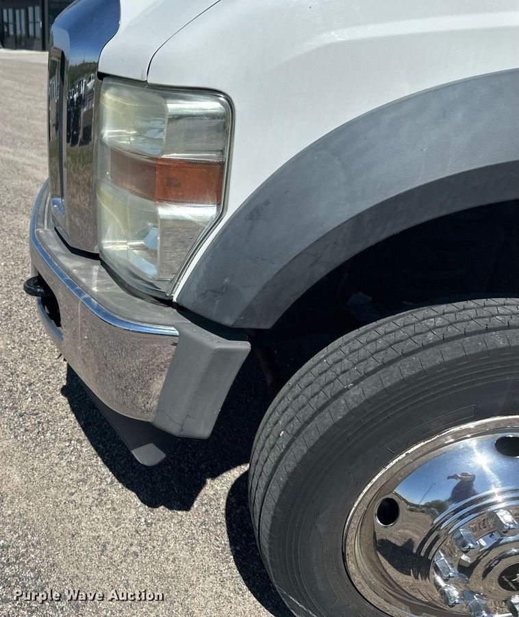 image for item EB2515 2008 Ford F450 Super Duty XL flatbed truck