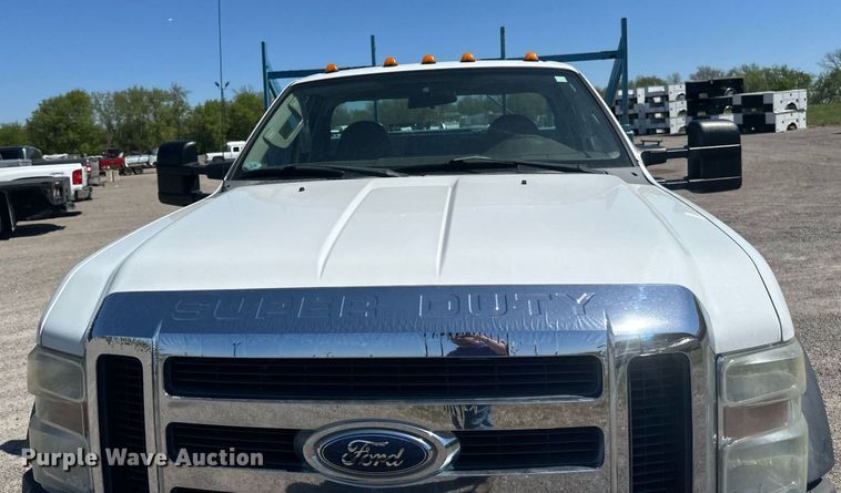image for item EB2515 2008 Ford F450 Super Duty XL flatbed truck
