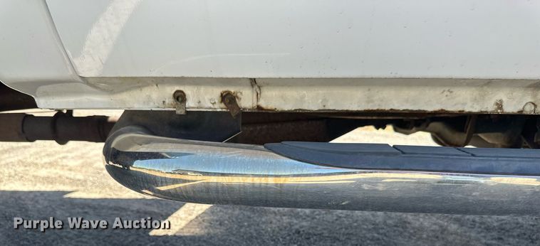 image for item EB2515 2008 Ford F450 Super Duty XL flatbed truck