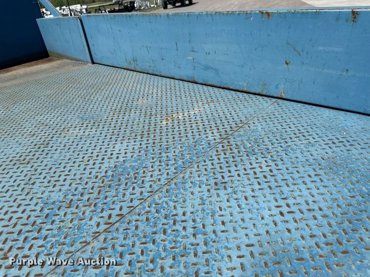 image for item EB2515 2008 Ford F450 Super Duty XL flatbed truck