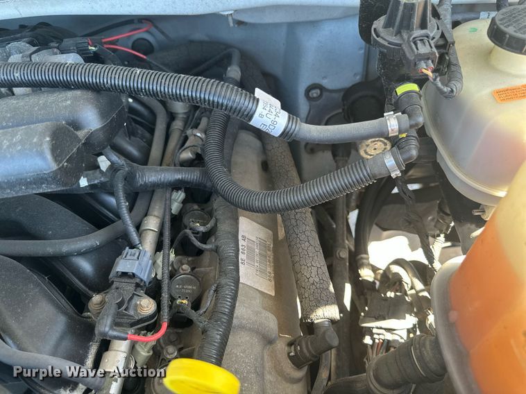 image for item EB2515 2008 Ford F450 Super Duty XL flatbed truck