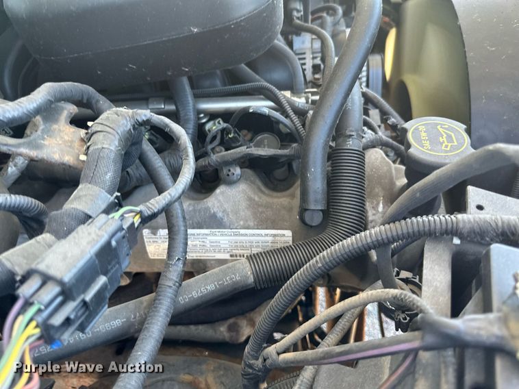 image for item EB2515 2008 Ford F450 Super Duty XL flatbed truck