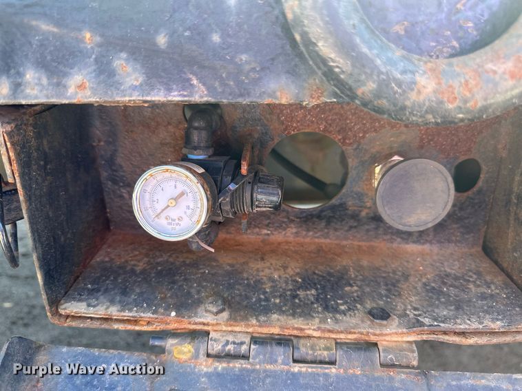 image for item EB2516 2016 Felling equipment trailer