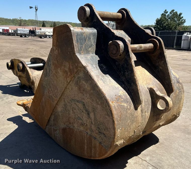 image for item EB2518 Hensley excavator bucket