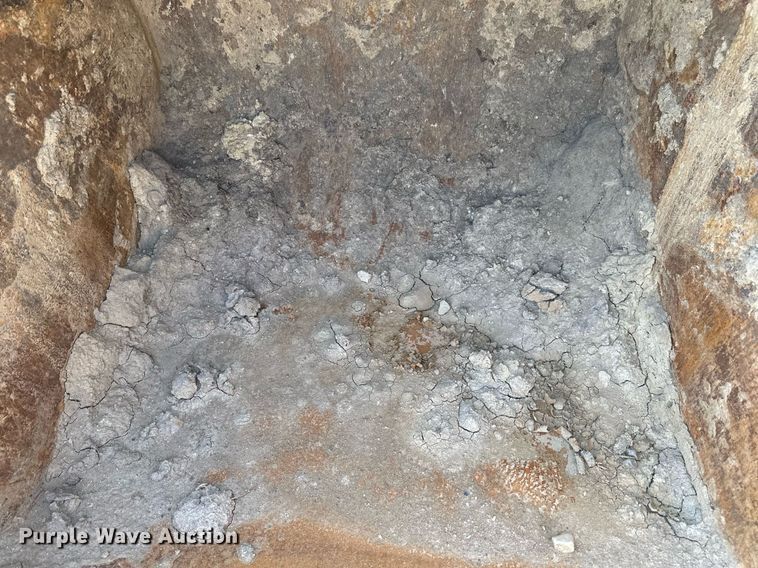 image for item EB2518 Hensley excavator bucket