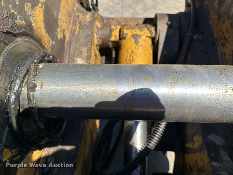 image for item EB2518 Hensley excavator bucket