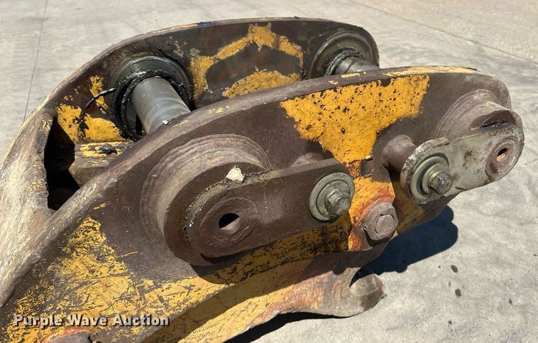 image for item EB2518 Hensley excavator bucket