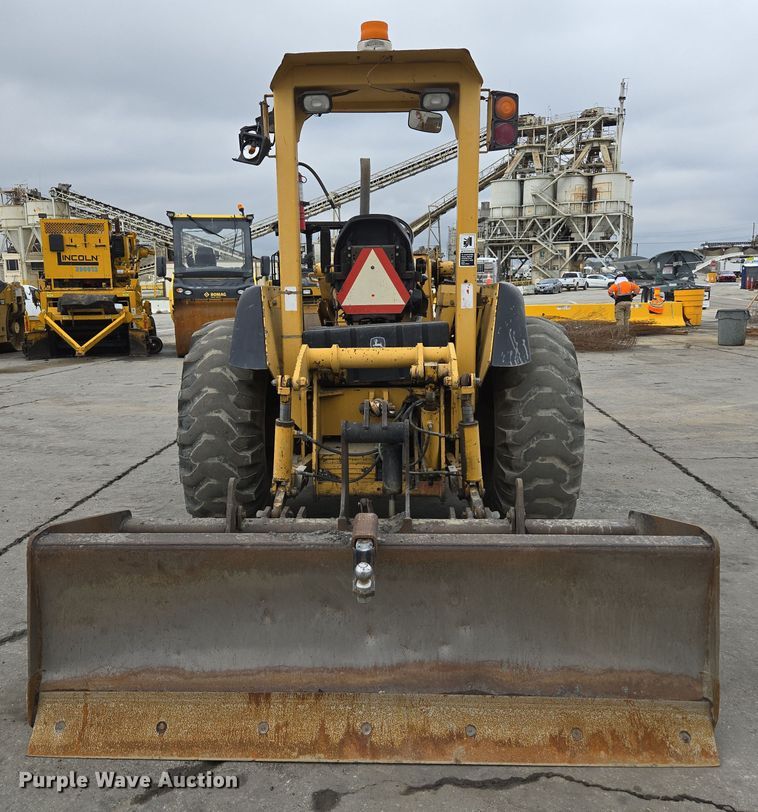 image for item EC0923 2004 John Deere 210LE landscape tractor