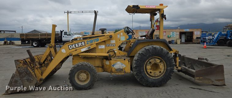 image for item EC0923 2004 John Deere 210LE landscape tractor