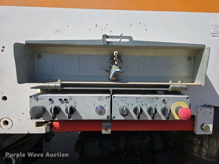 image for item EC0970 2010 Wirtgen W2100 milling machine