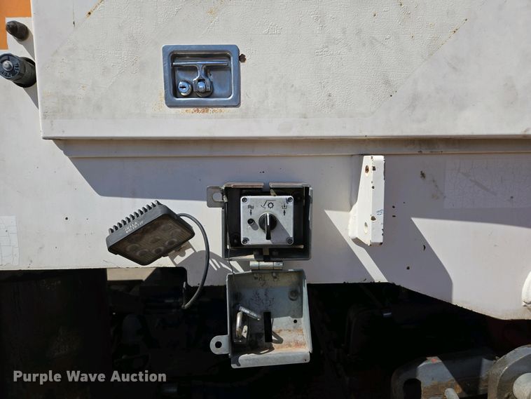 image for item EC0970 2010 Wirtgen W2100 milling machine