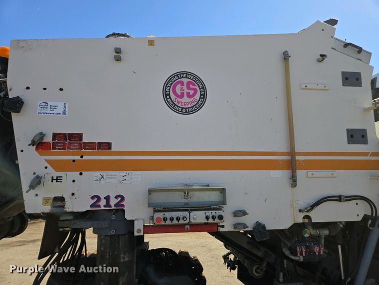 image for item EC0970 2010 Wirtgen W2100 milling machine