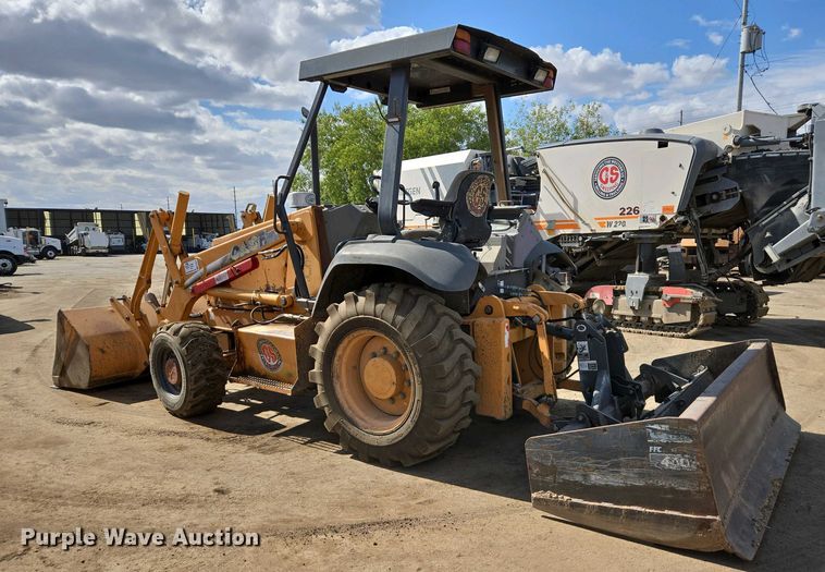 image for item EC0971 2005 Case 570 MXT industrial tractor