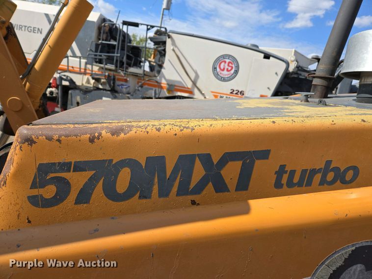 image for item EC0971 2005 Case 570 MXT industrial tractor