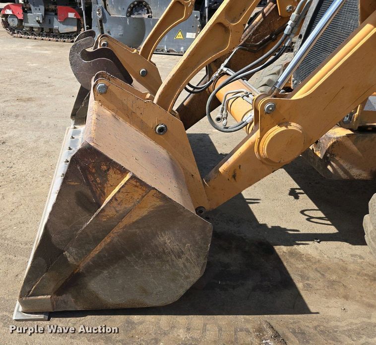 image for item EC0971 2005 Case 570 MXT industrial tractor