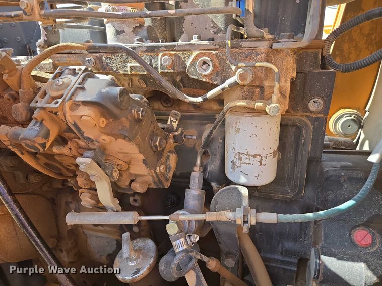 image for item EC0971 2005 Case 570 MXT industrial tractor