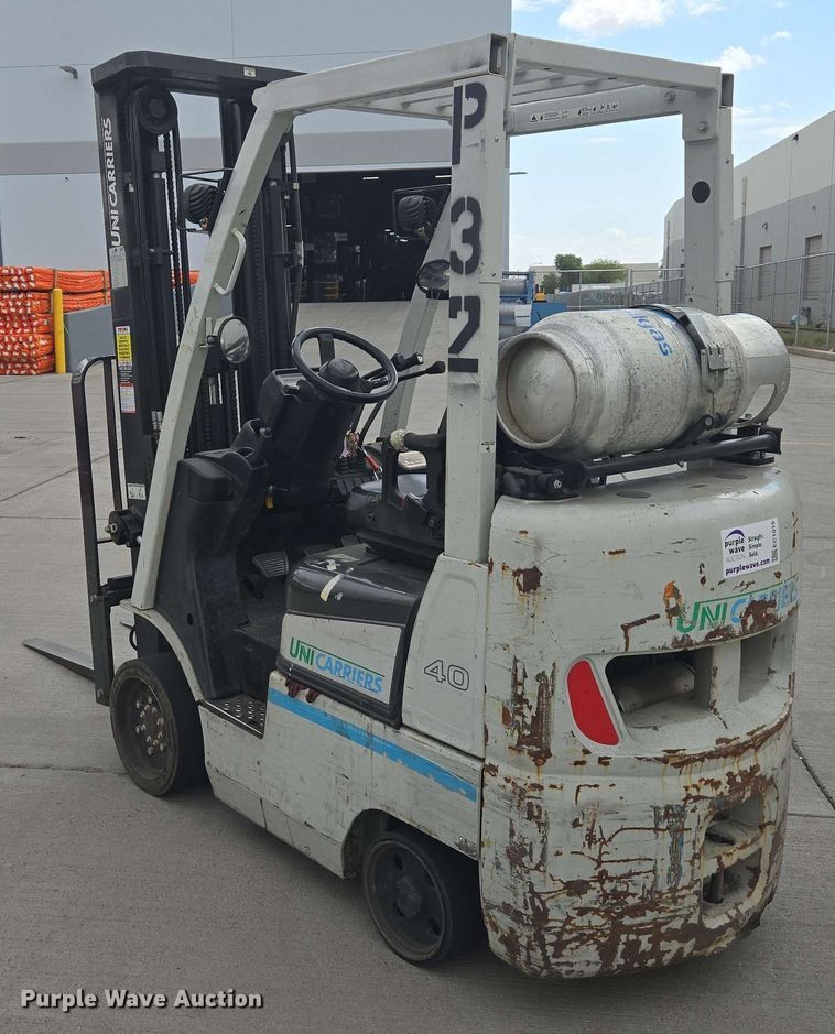 image for item EC1015 2016 Unicarriers CFS40 forklift