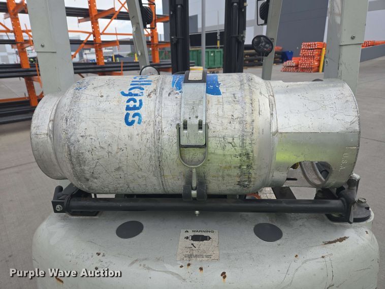 image for item EC1015 2016 Unicarriers CFS40 forklift