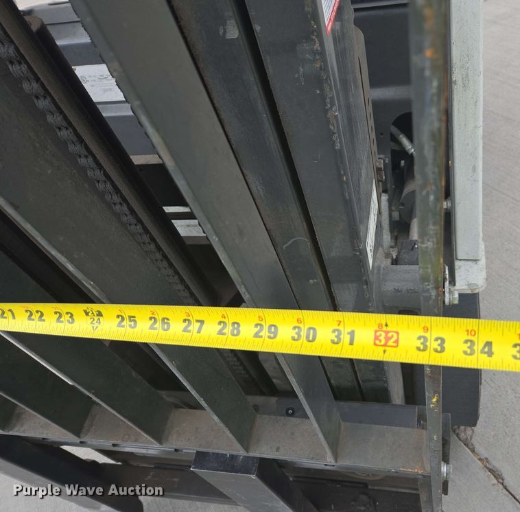 image for item EC1015 2016 Unicarriers CFS40 forklift