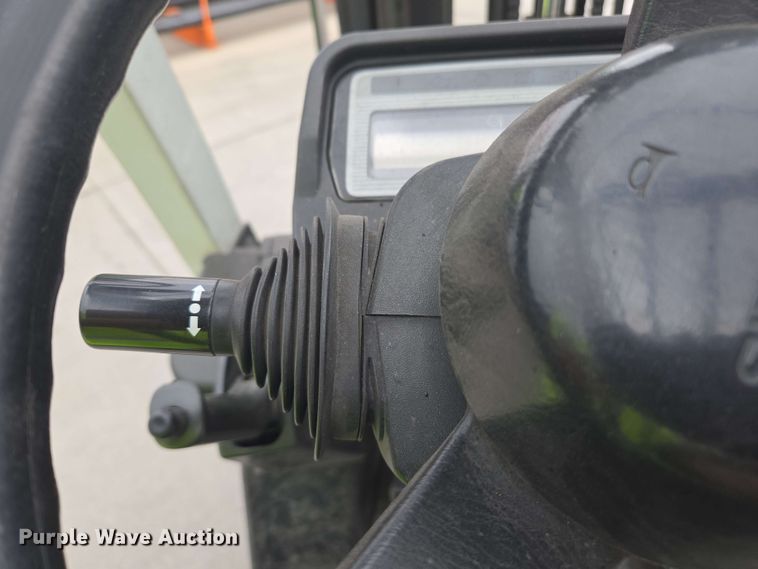 image for item EC1015 2016 Unicarriers CFS40 forklift