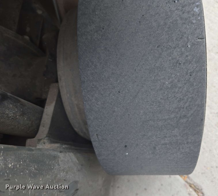 image for item EC1015 2016 Unicarriers CFS40 forklift