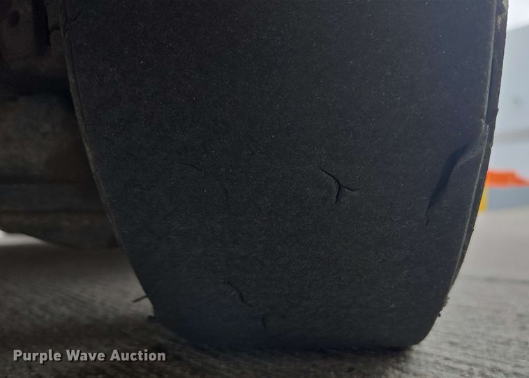 image for item EC1015 2016 Unicarriers CFS40 forklift