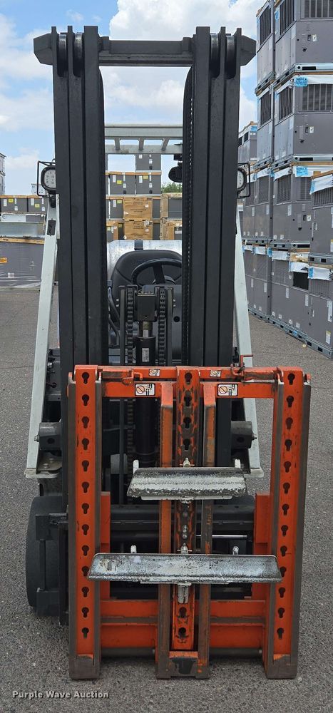 image for item EC1016 2015 Nissan CFS40 forklift