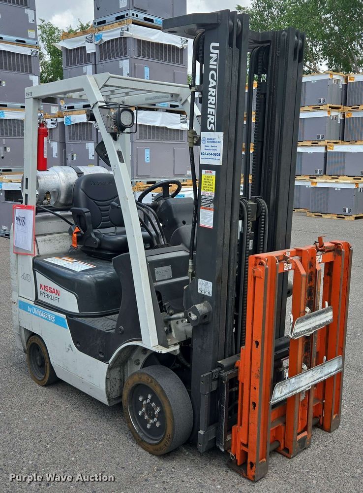 image for item EC1016 2015 Nissan CFS40 forklift