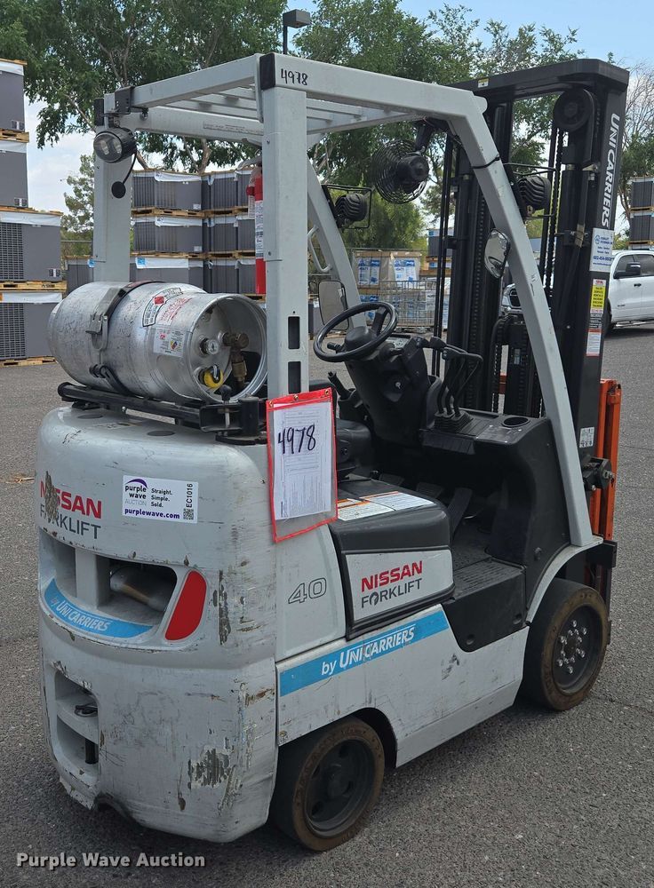 image for item EC1016 2015 Nissan CFS40 forklift