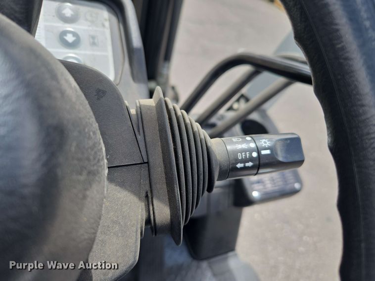 image for item EC1016 2015 Nissan CFS40 forklift