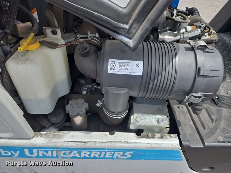 image for item EC1016 2015 Nissan CFS40 forklift