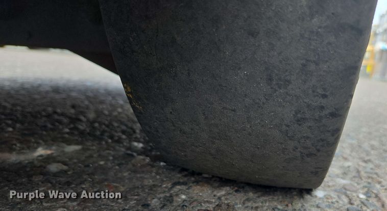 image for item EC1016 2015 Nissan CFS40 forklift