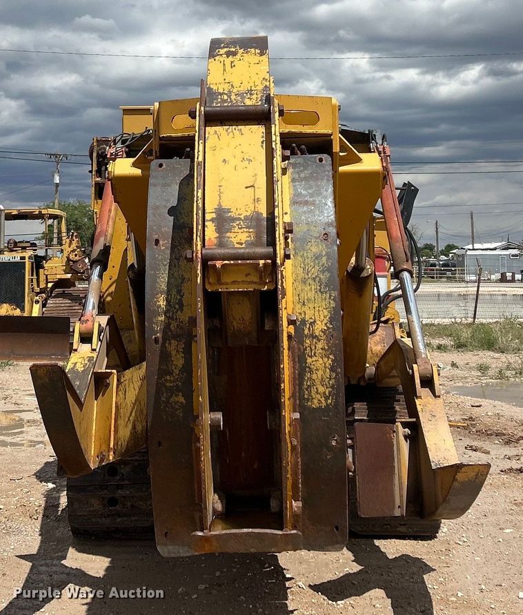 image for item EC1375 Trencor T1060 trencher