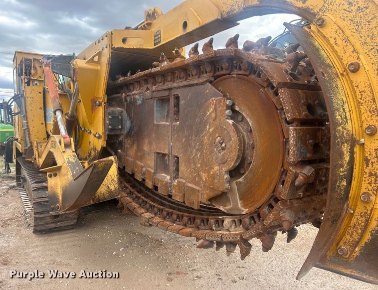 image for item EC1375 Trencor T1060 trencher