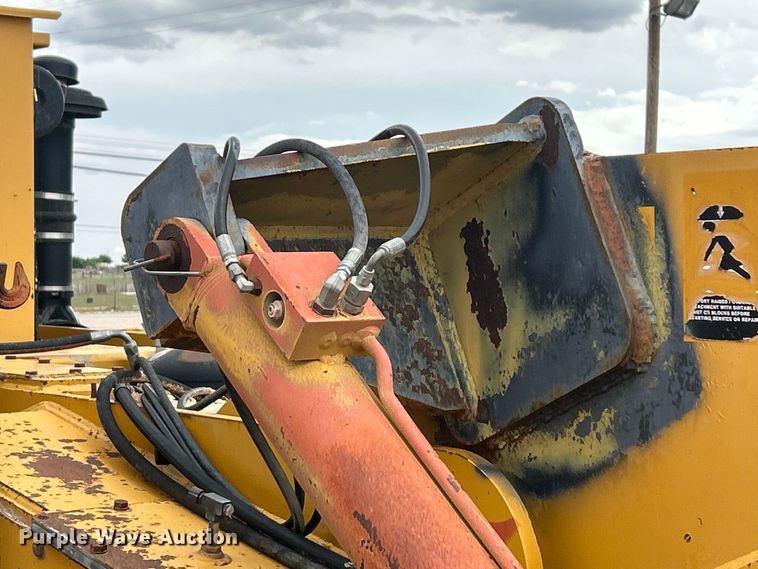 image for item EC1375 Trencor T1060 trencher