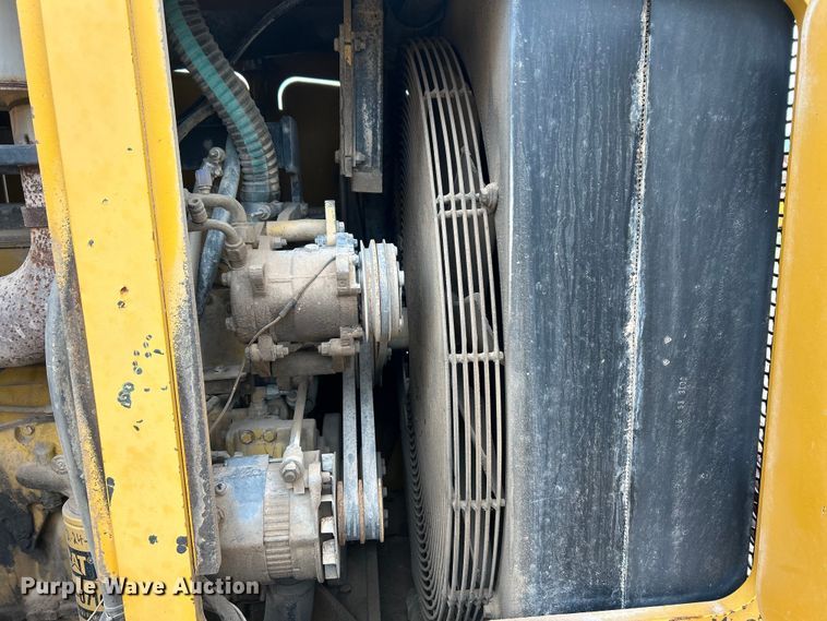 image for item EC1375 Trencor T1060 trencher