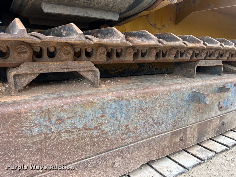 image for item EC1375 Trencor T1060 trencher