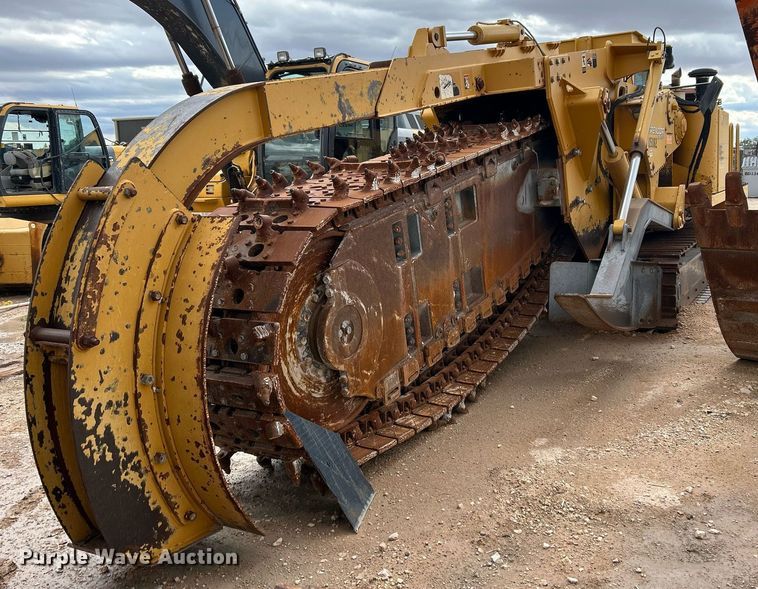image for item EC1376 Trencor T1060 trencher