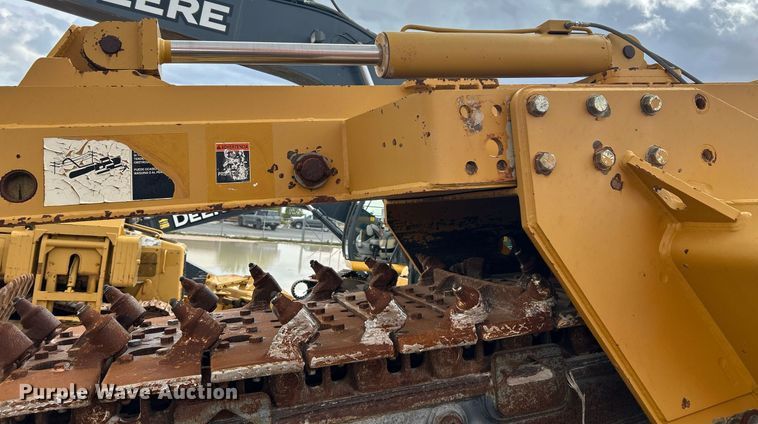 image for item EC1376 Trencor T1060 trencher