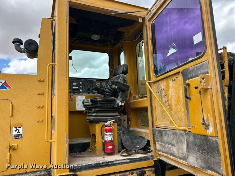 image for item EC1376 Trencor T1060 trencher