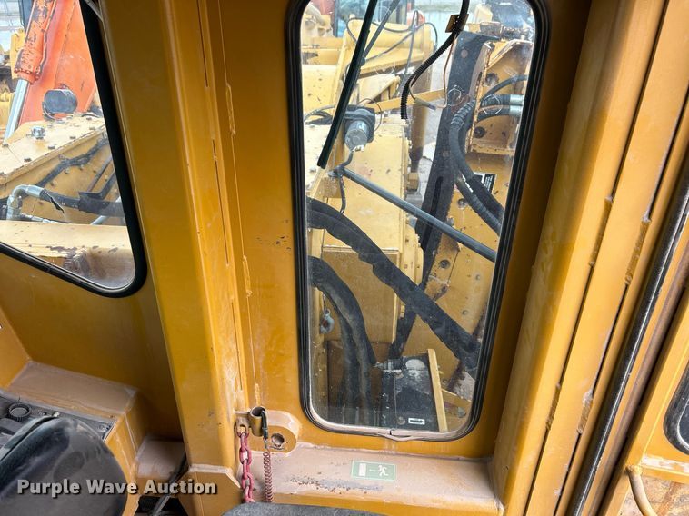 image for item EC1376 Trencor T1060 trencher